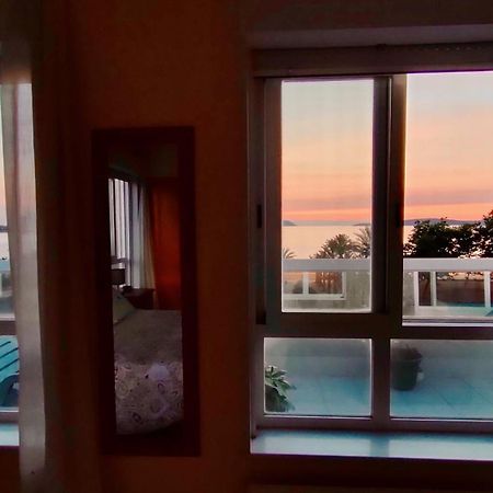 Samil Apartment, Primera Linea De Playa Con Wifi Y Garaje Vigo Exteriör bild