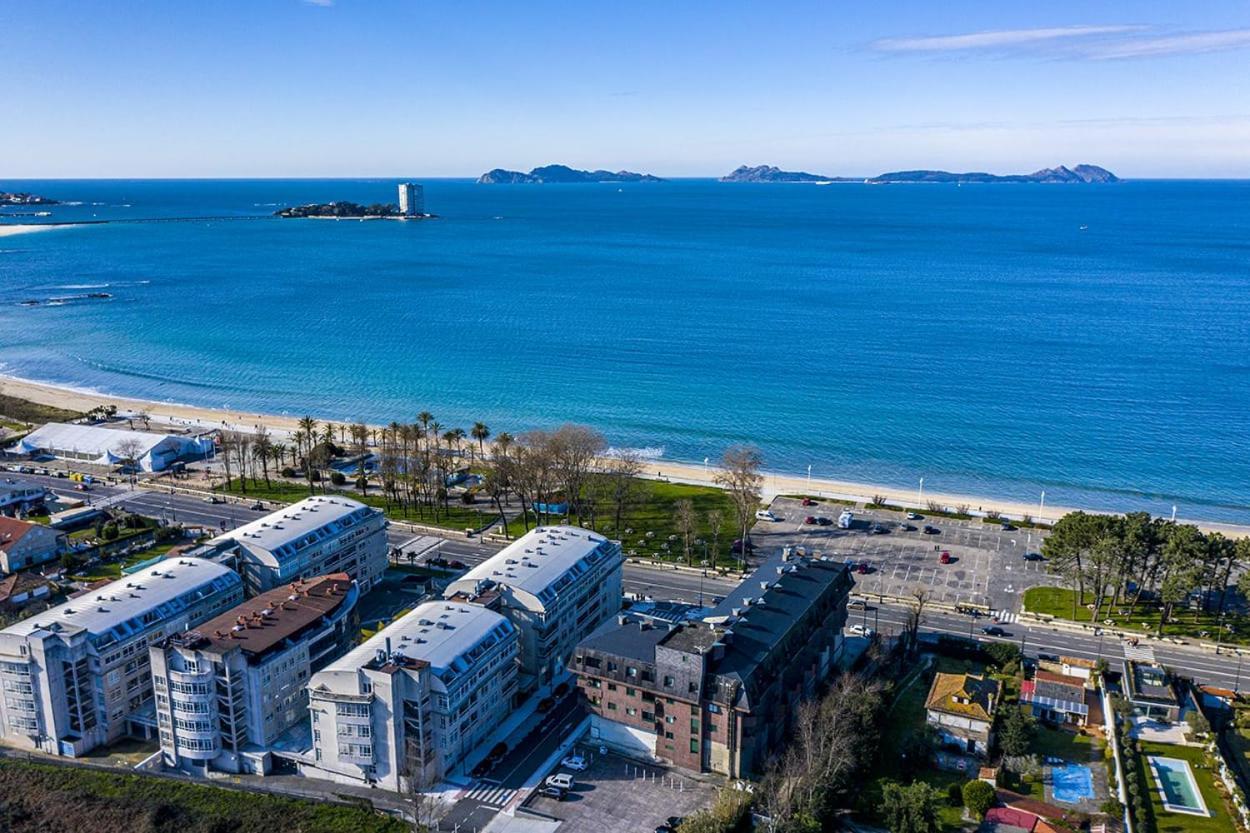 Samil Apartment, Primera Linea De Playa Con Wifi Y Garaje Vigo Exteriör bild
